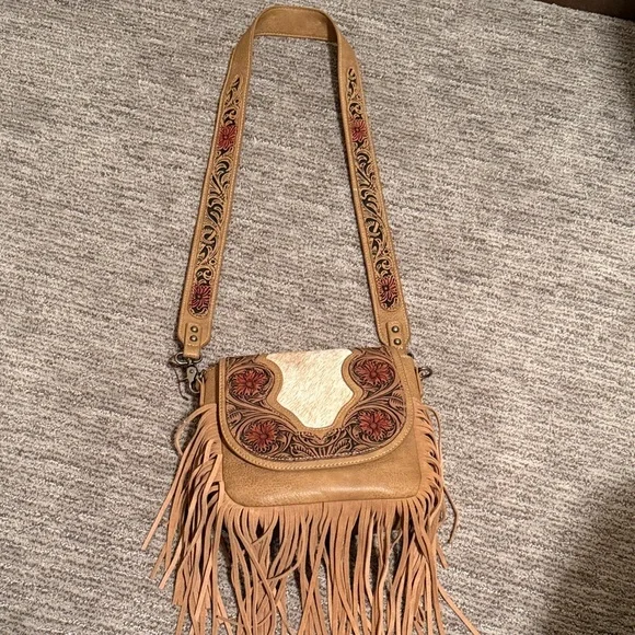 Montana West Tan and Brown Fringe Crossbody Bag - Picture 5 of 5